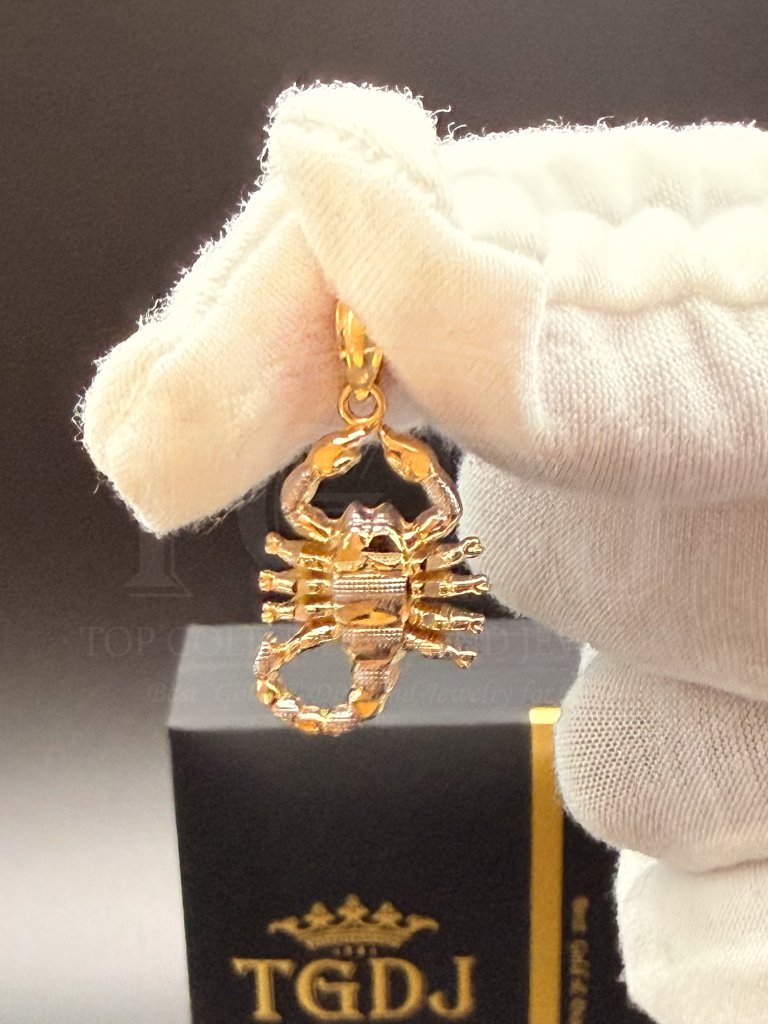 14k Two Tone Gold Scorpion Pendant 14k Two Tone Gold Scorpion Pendant